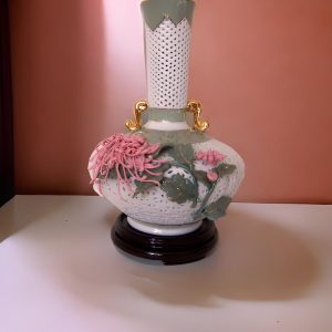 Dreamy Flower Paradise Mesh Porcelain Vase