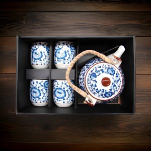 Flowery Forest Tea Set - One Teapot and Four Cups