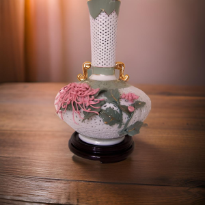 Dreamy Flower Paradise Mesh Porcelain Vase
