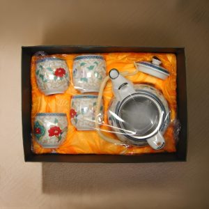 Peony Birds Porcelain Tea Set - One Teapot and Four Cups