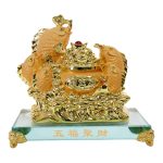 Auspicious Golden Fish and Pot Statue