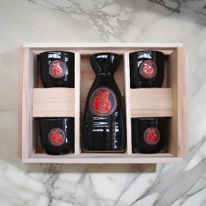 Feeling Lucky Black Sake Set - One Flask and Two Cups